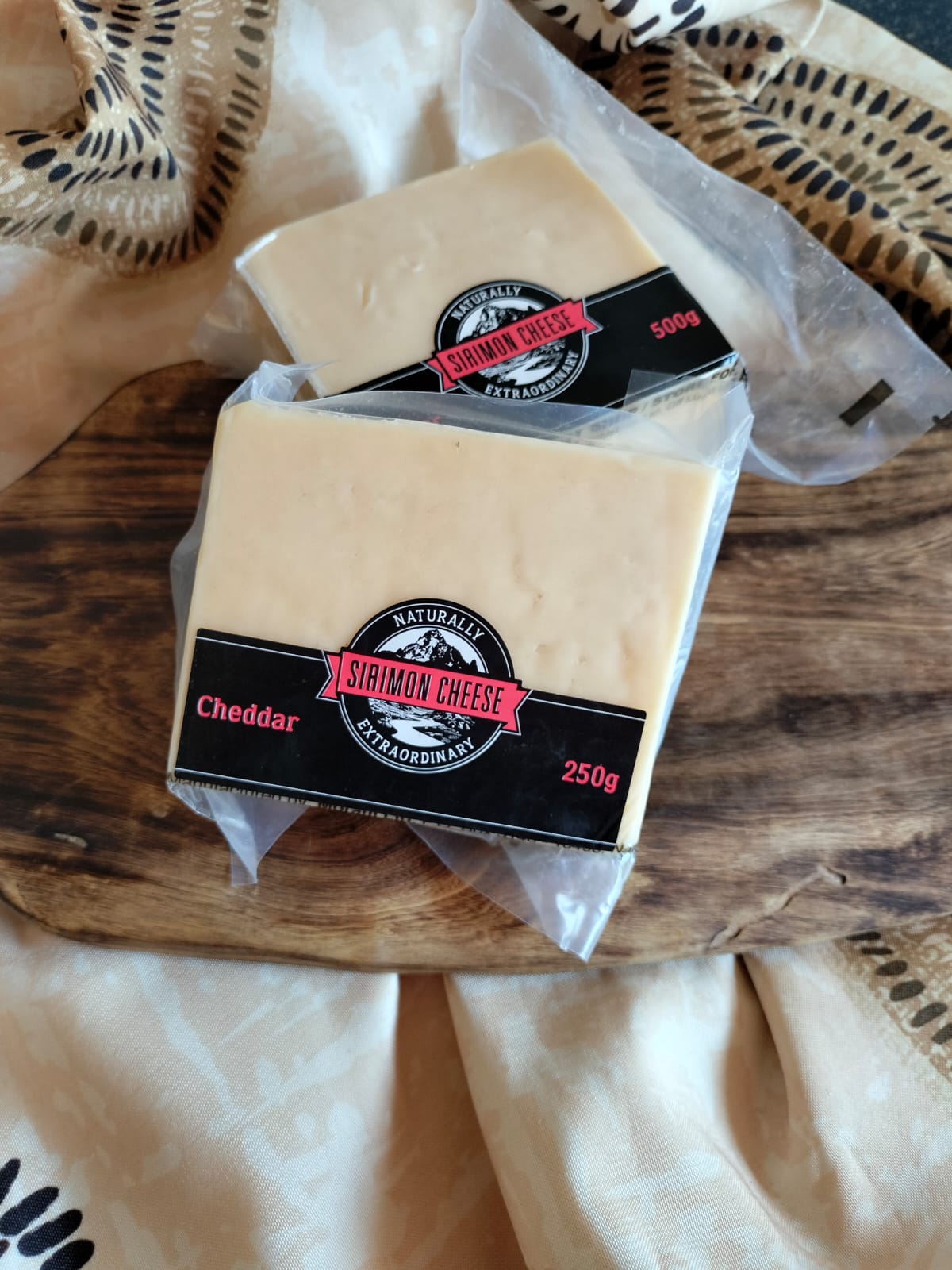 SIRIMON CHEDDAR CHEESE